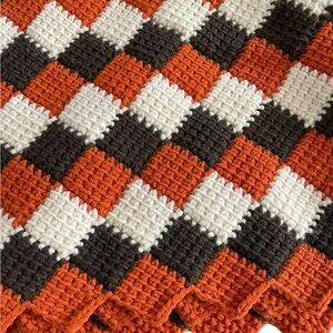 Vintage Herlequin Diamond Shaped Scolloped Border Throw 70’s